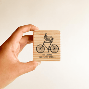 Ex libris · Conejo en Bici
