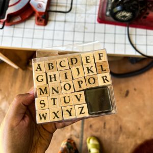 Set Abecedario 1,5cm (cada letra) + mini tinta negra